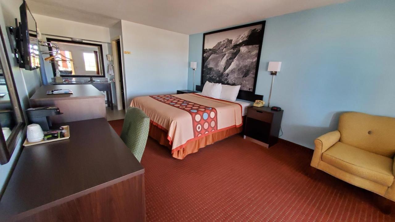 Motel Super 8 By Wyndham Horn Van Horn